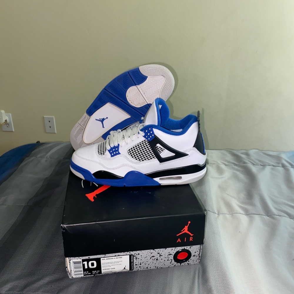 Jordan 4 Motorsport
